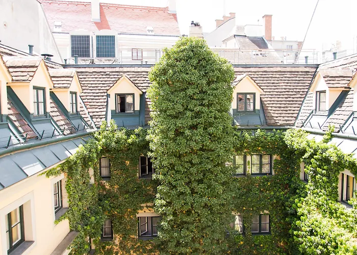 Palais Mailberger Hof Hotel 4*